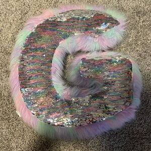 Multicolor Sequin Letter G flip sequin pillow